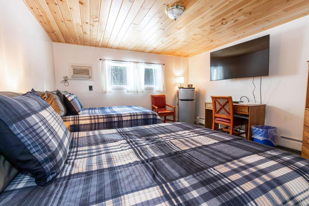 West Bethel Motel Екстериор снимка