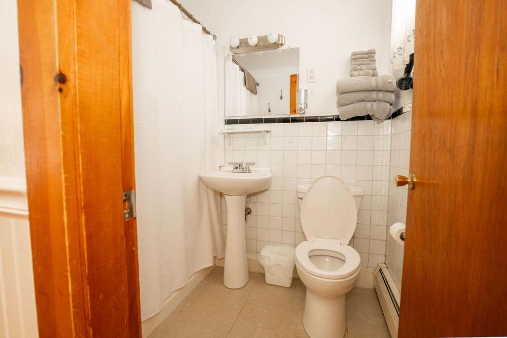 West Bethel Motel Екстериор снимка