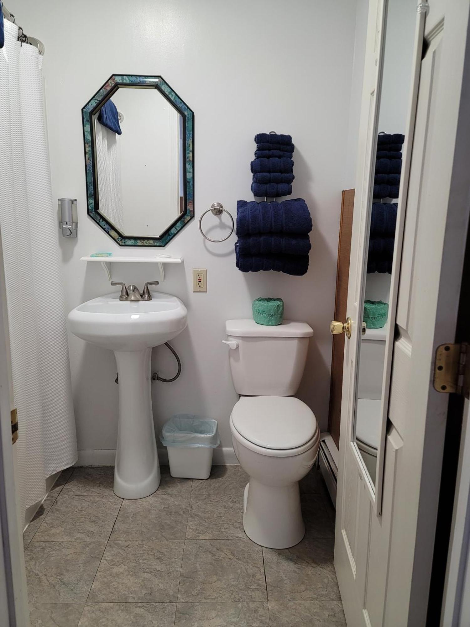 West Bethel Motel Екстериор снимка